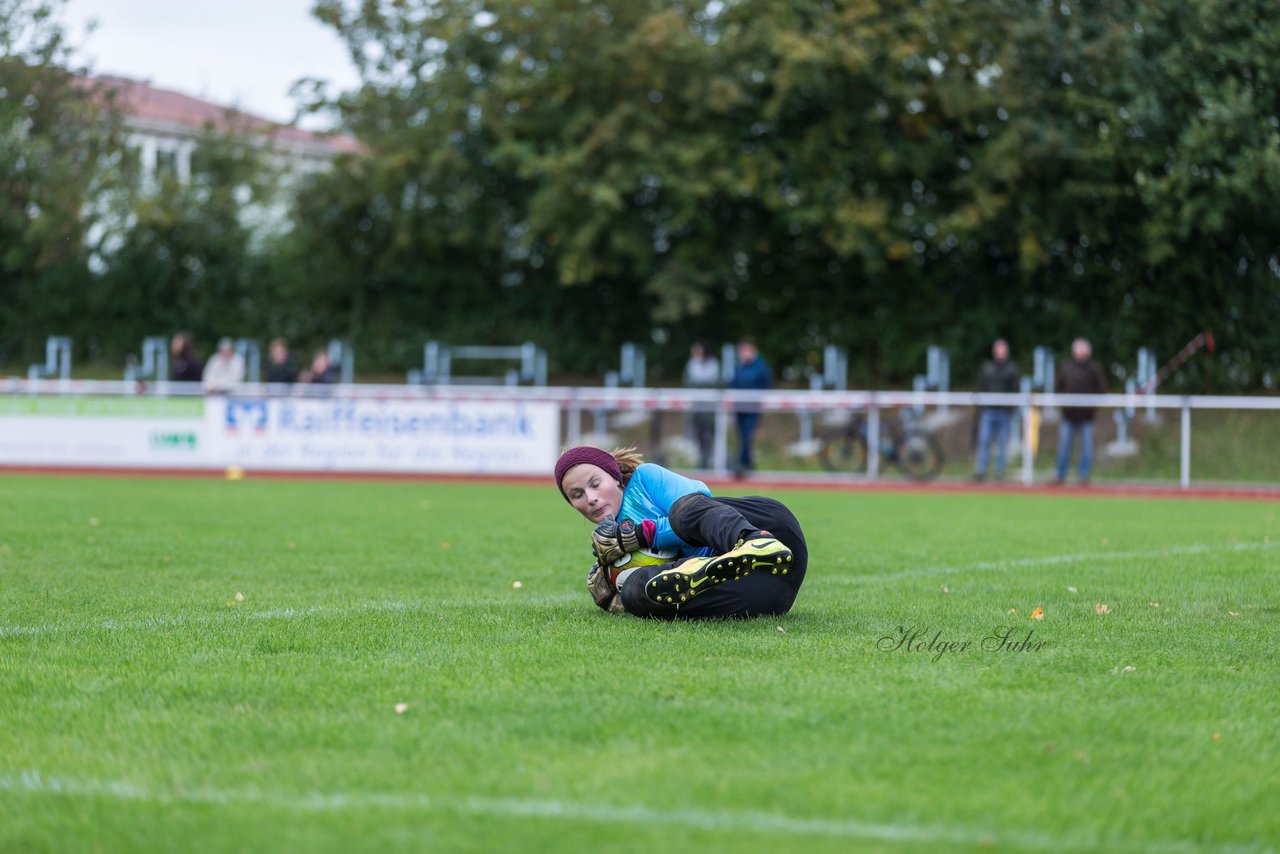 Bild 238 - B-Juniorinnen TSV Schoenberg - Holstein Kiel : Ergebnis: 0:23